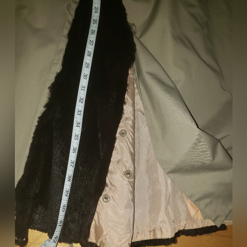 VTG Saks Fifth Avenue fox fur collar sheared fur lining nylon trench coat - Picture 11 of 16